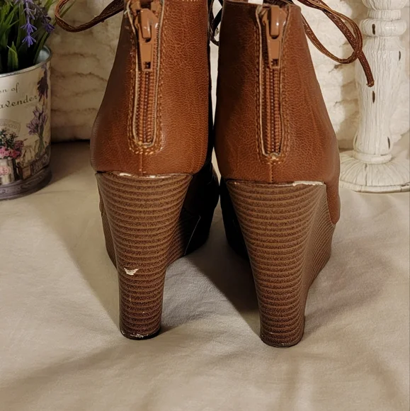 Sbicca  Leather lace up platform sandals Size 7 Brown - Picture 3 of 7